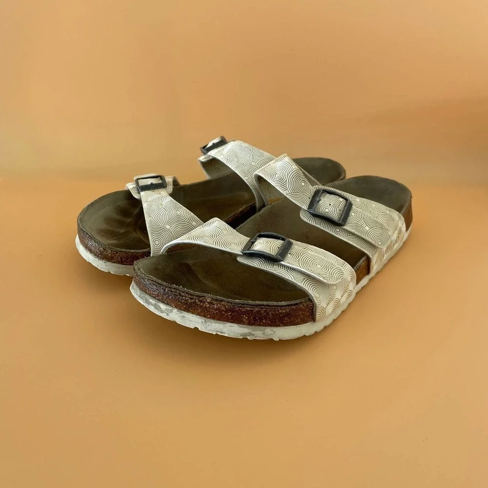 Womens Papillo by Birkenstock Strapped Sandals Size 9 White​​​​​​​​​​​​